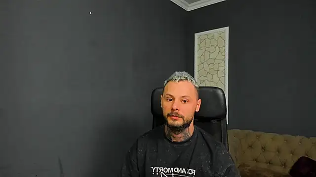 BrianHunts live sex cam