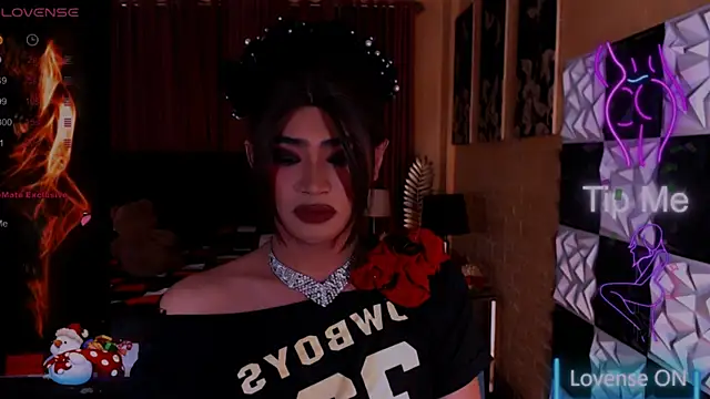 AthisaMooreTS live sex cam