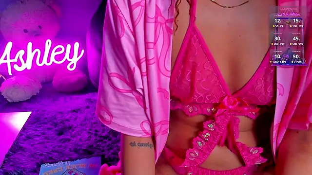 1Ashley_'s cam snapshot