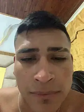 Emiliano_Reyes live sex cam