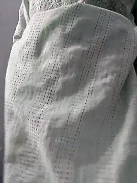 Ruhi_07's cam snapshot