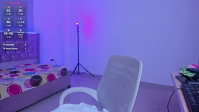 kitty_violet11's cam snapshot