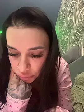 Queen_of_pain's cam snapshot