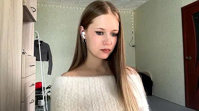 ZaidaSchwarten's cam snapshot