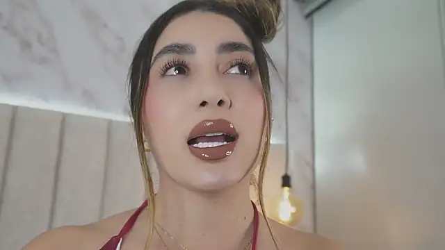 Annyy_Rosse live sex cam