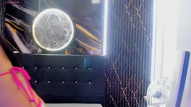 Mantis_winee's cam snapshot