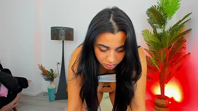 Carla_Shine's cam snapshot