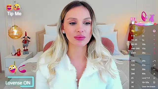 MissLoou's cam snapshot