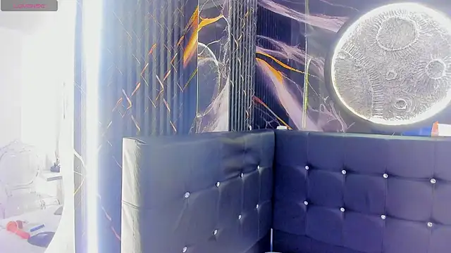 Mantis_winee's cam snapshot