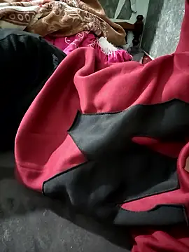 -LunaLust's cam snapshot