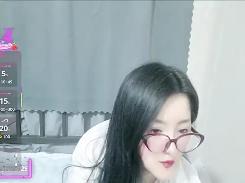 BaoBao-21's cam snapshot