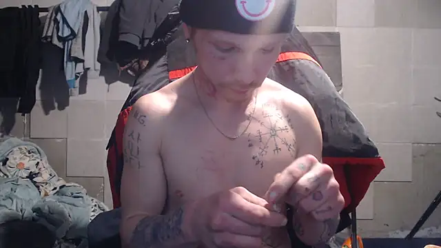 mastertrap live sex cam