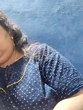 tamilthanushri live sex cam