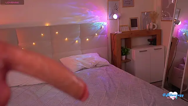 Bllowjoyy's cam snapshot