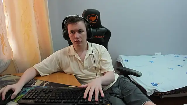 iliaskrislove live sex cam