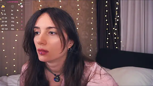 Holla_Molly live sex cam