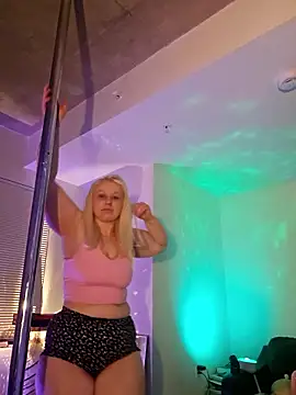 VirginDaisy live sex cam