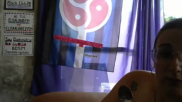 black_lady731's cam snapshot