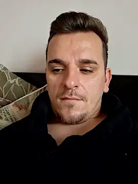 Huge_cock22cm live sex cam