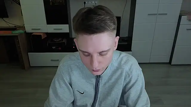 angryzan live sex cam