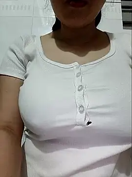 Shine_Mai live sex cam