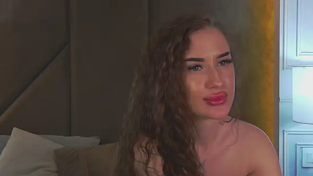 Luna_Olsen live sex cam