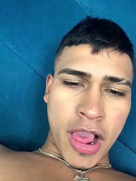 Emiliano_Reyes live sex cam