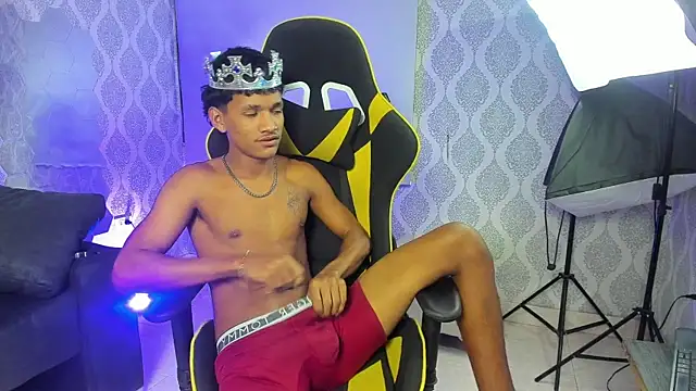 Boy_savoy live sex cam