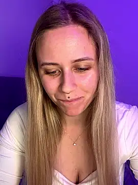 lunawolf21 live sex cam