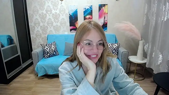 shy_hot_cat live sex cam