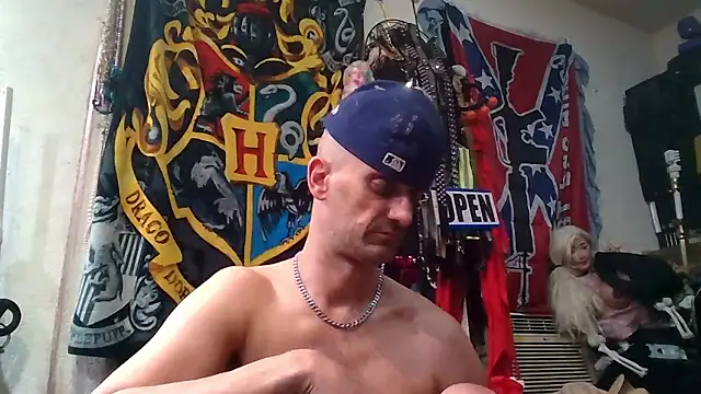 slinginbigD live sex cam
