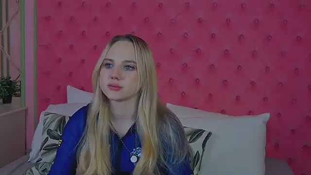 Sky_Cutie live sex cam