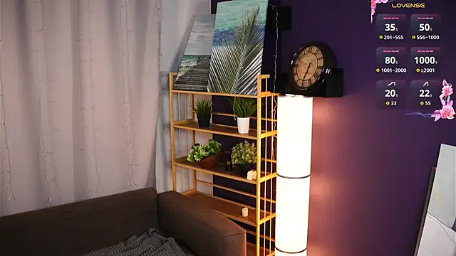 EliseTang's cam snapshot