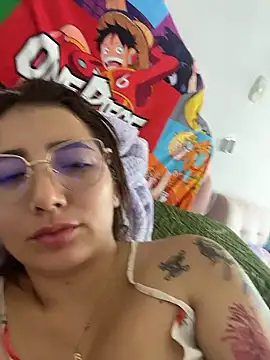 Arya_d live sex cam