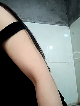 Belle-777's cam snapshot