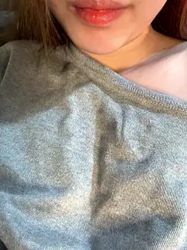 LylyPink68 live sex cam