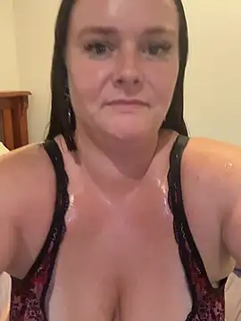 carinabro10's cam snapshot