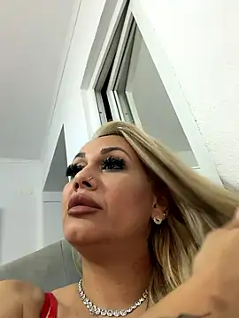 AlmaRusell's cam snapshot