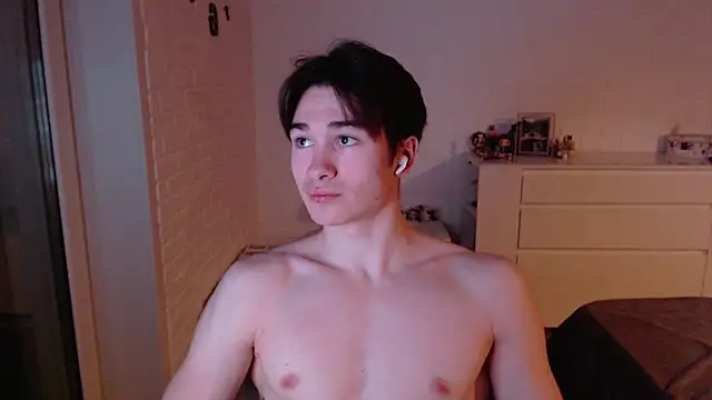 MarkusDean live sex cam