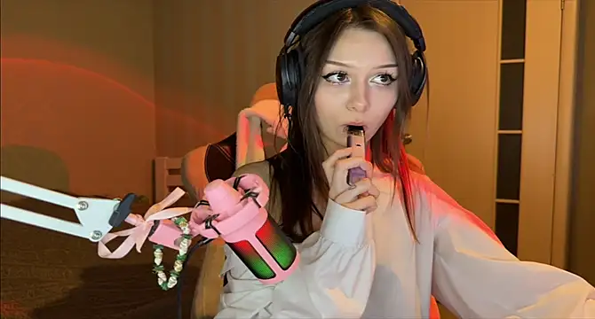 MilaMiuu's cam snapshot