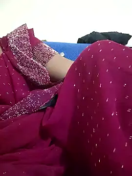 sweetqueen143 live sex cam