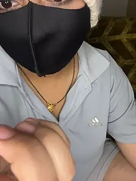 Mickeyminni88's cam snapshot