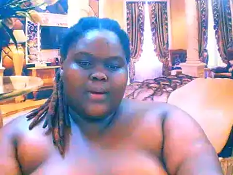 EbonyHotBuns live sex cam