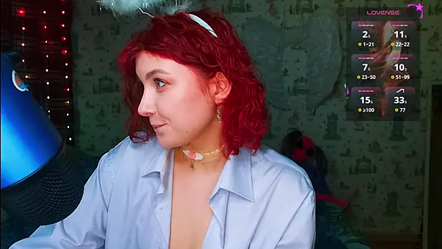 SmokyRose live sex cam