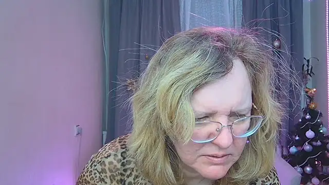 VestaWoody's cam snapshot