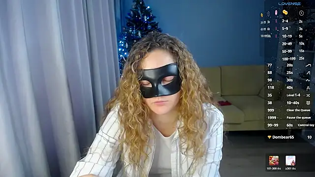 BubbbleGumm live sex cam