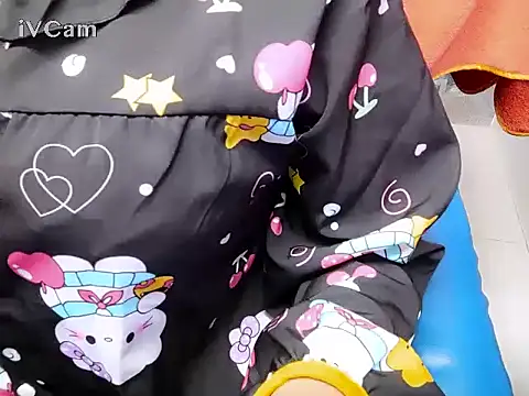 Sinzginne5898's cam snapshot