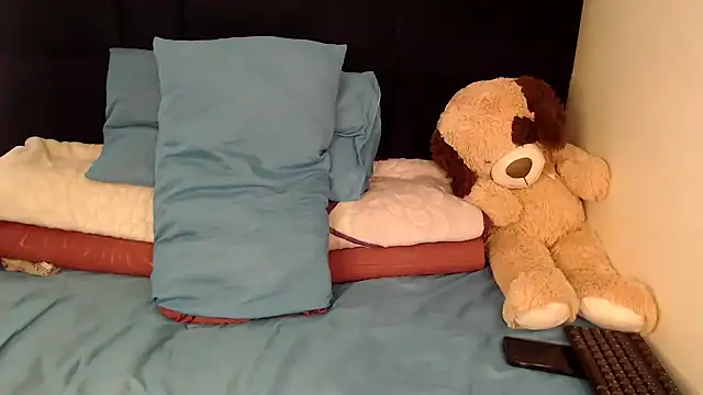 Busty-Londie live sex cam