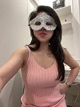 Queen-of-Love's cam snapshot