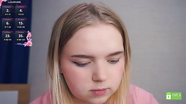 ZaraCreedon live sex cam